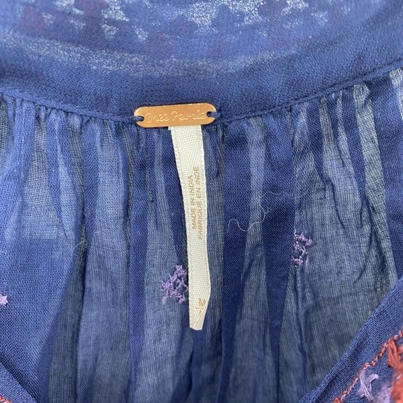 New FREE PEOPLE $78 Navy Blue Eternal Love Embroidered Tassel Tank Size Medium - Picture 7 of 8